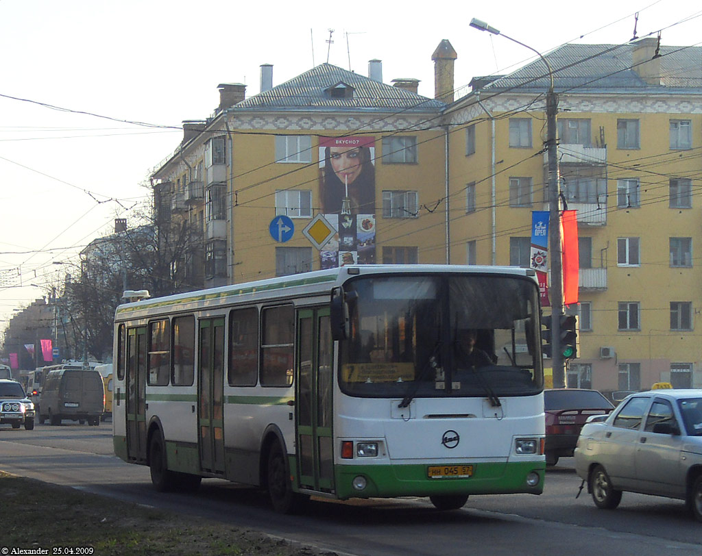  045 57