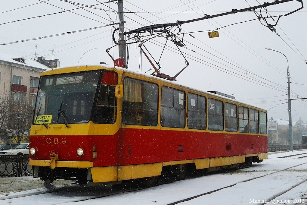 089 089