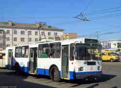 252 