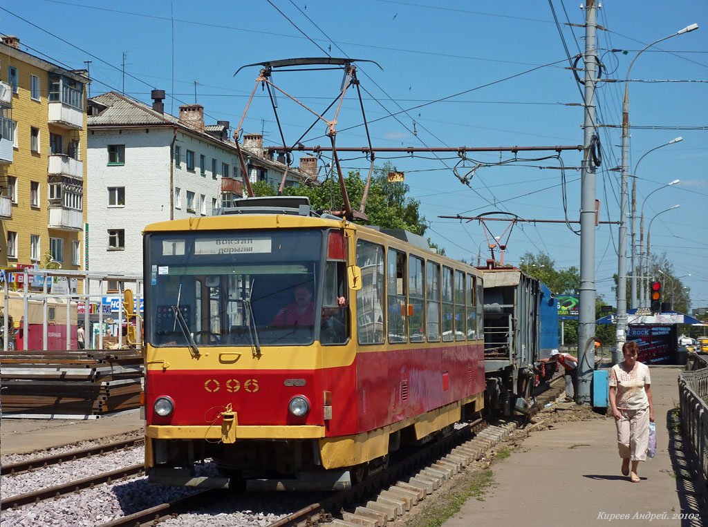 096 096