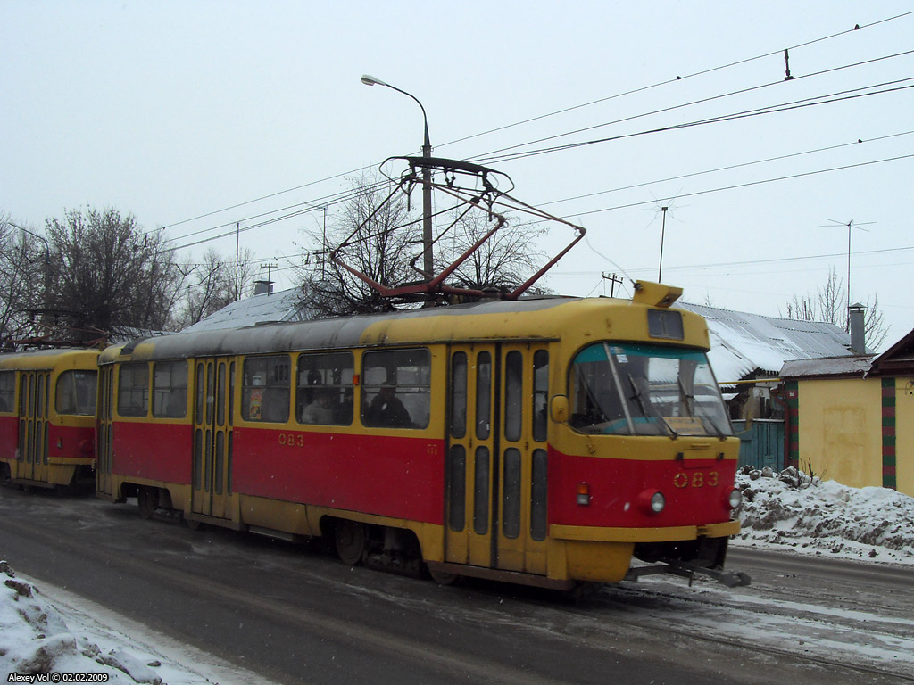 083 083