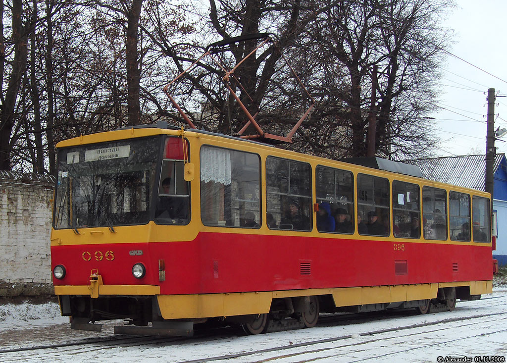 096 096