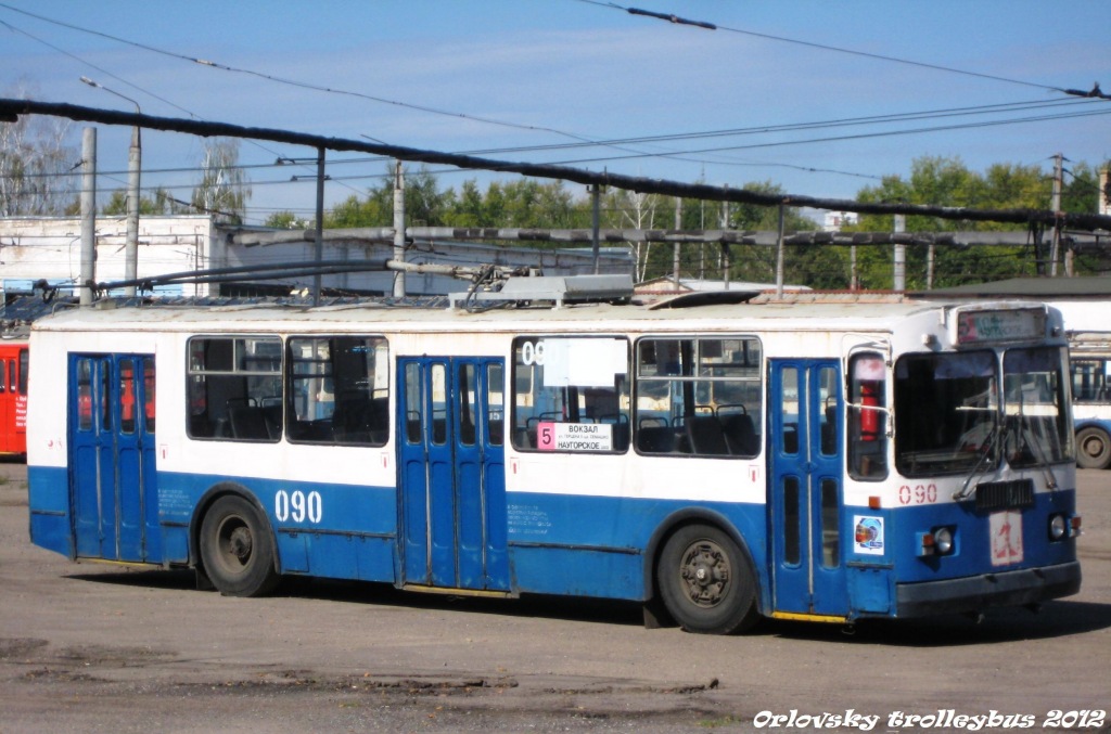 090