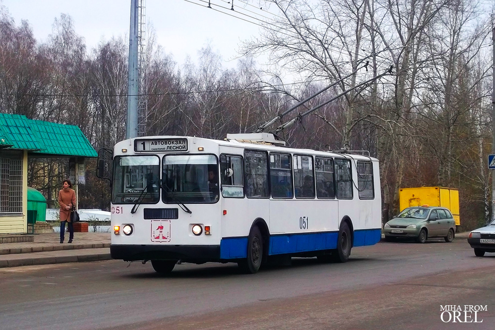 051