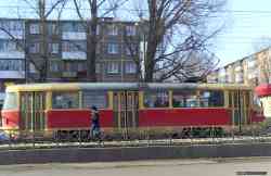 900 
