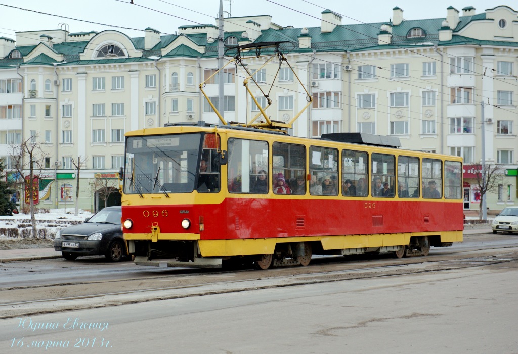 096 096