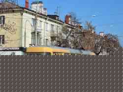 785 