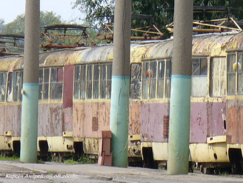 038 038