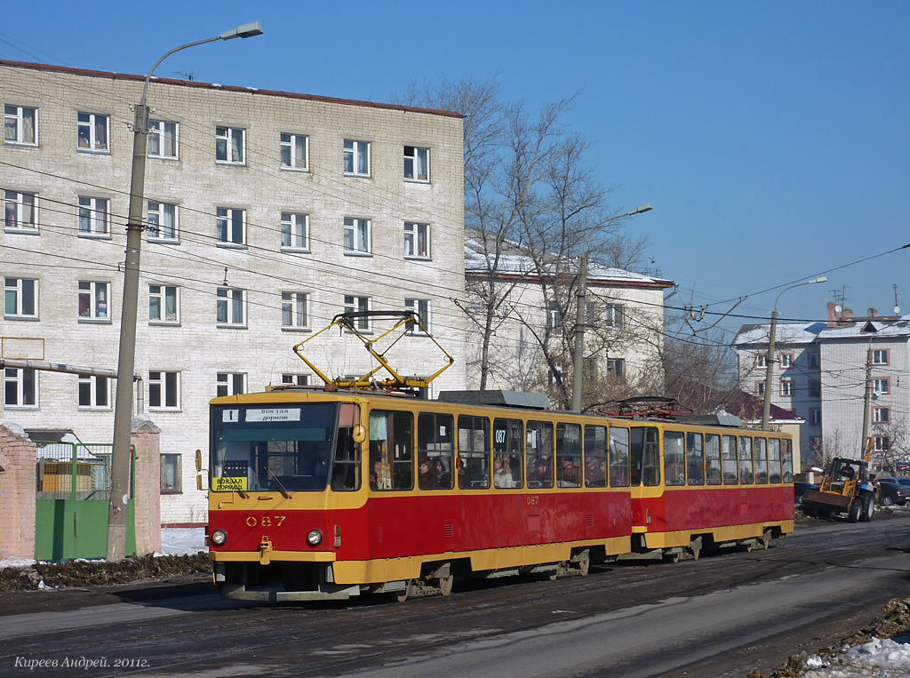 087 087