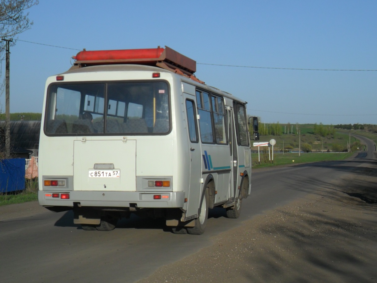  851  57