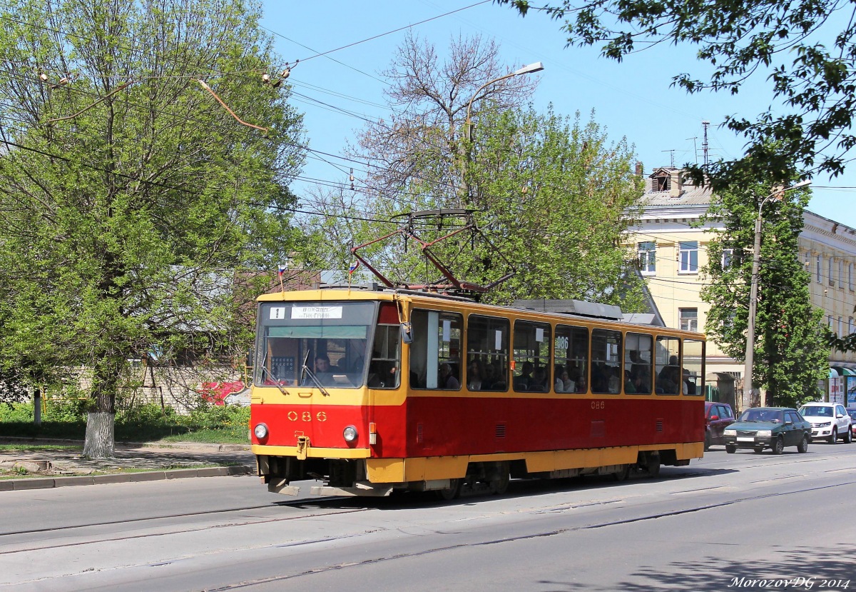 086 086