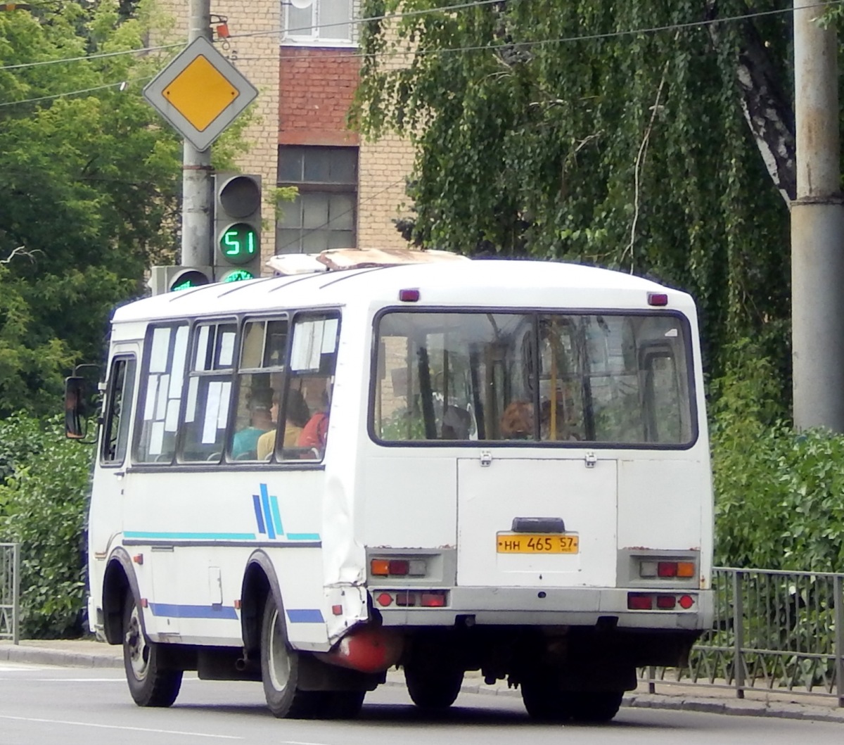  465 57