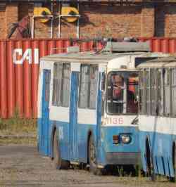 425 