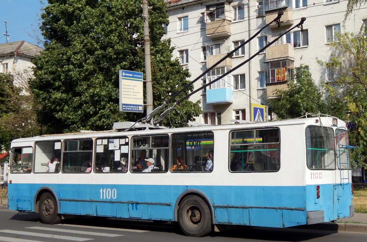 1100