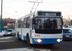 320 