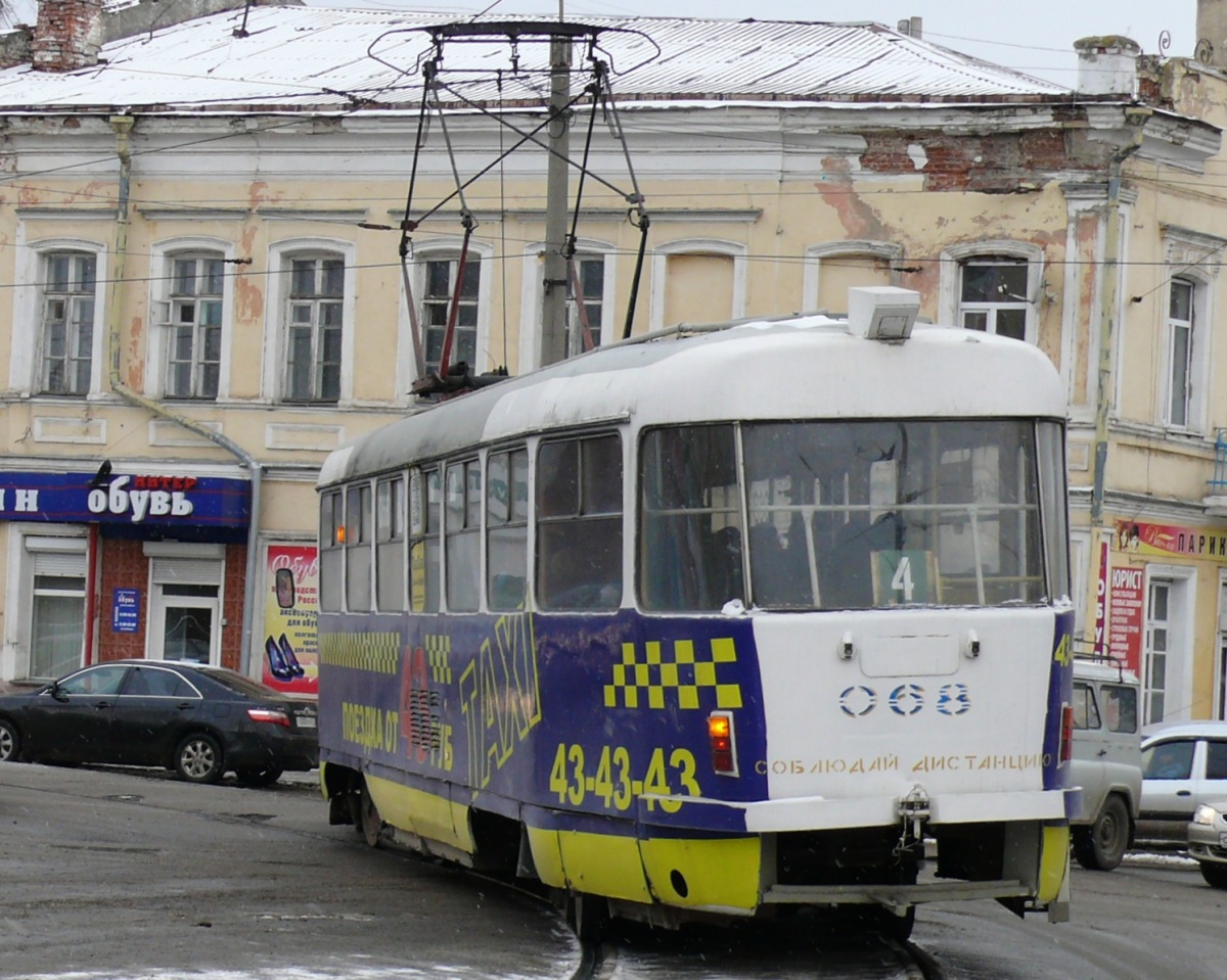 068 068