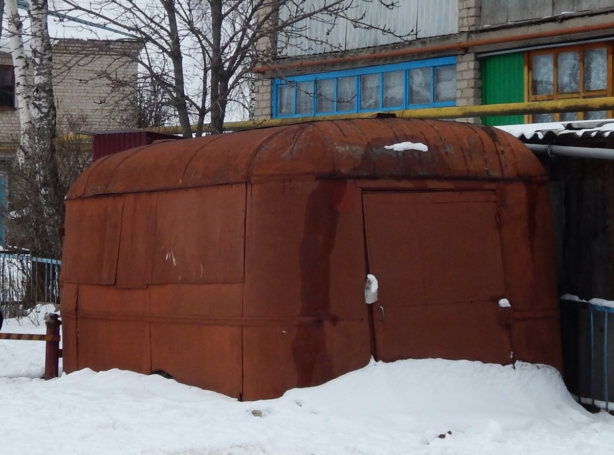 Б/Н 21, Сараи, бытовки из кузовов, утиль (Болхов) Б/Н 21, Сараи, бытовки из кузовов, утиль (Болхов)