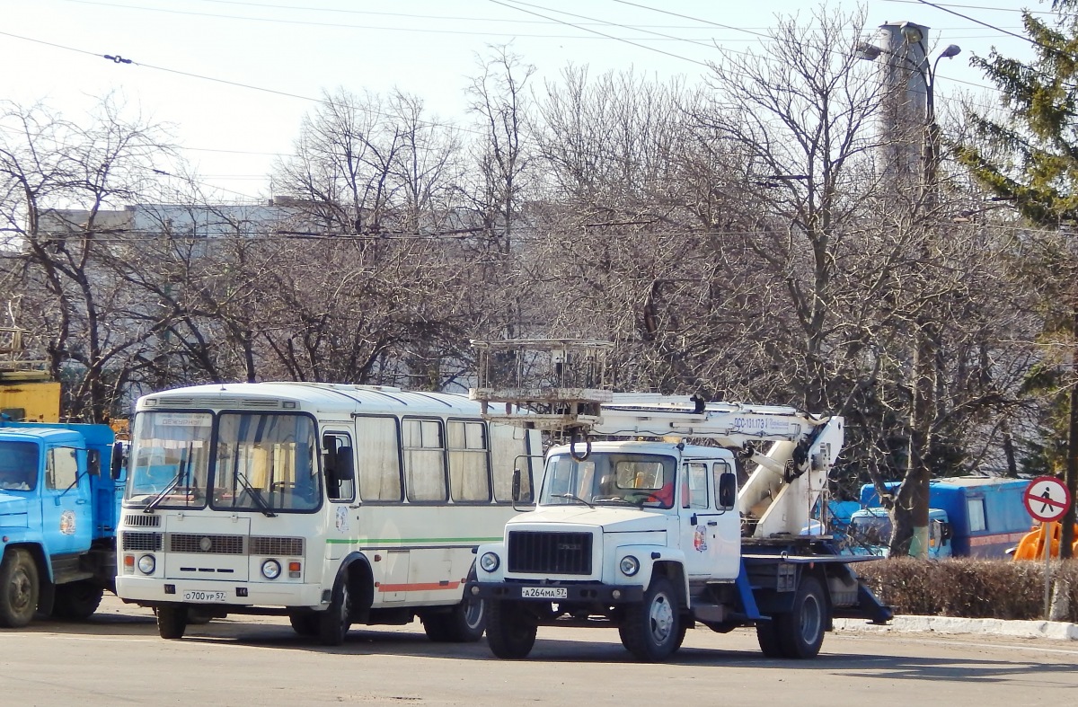  700  57