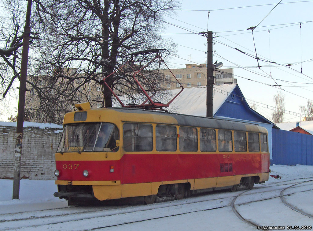 037 037