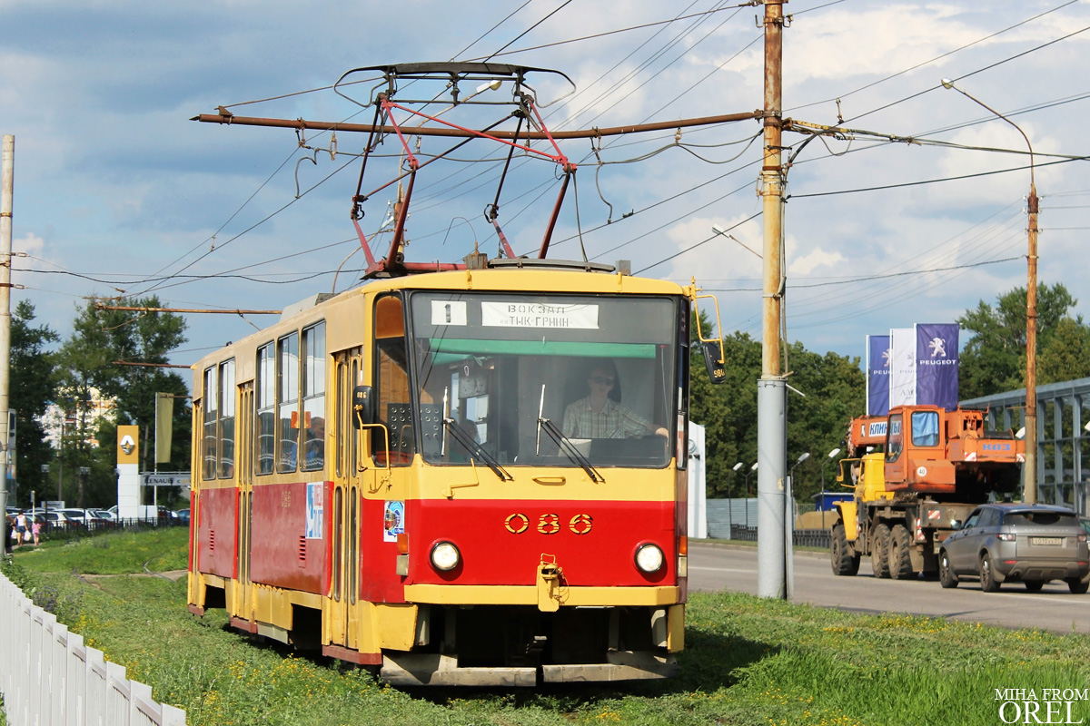 086 086