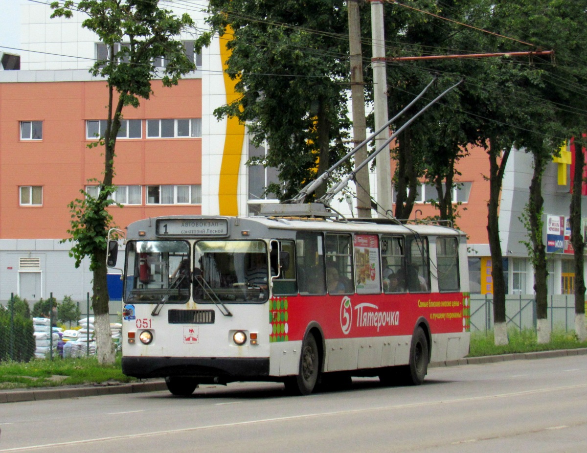 051