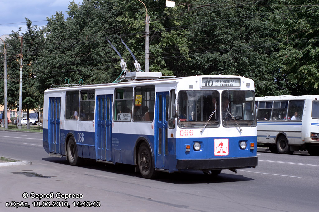 066 066