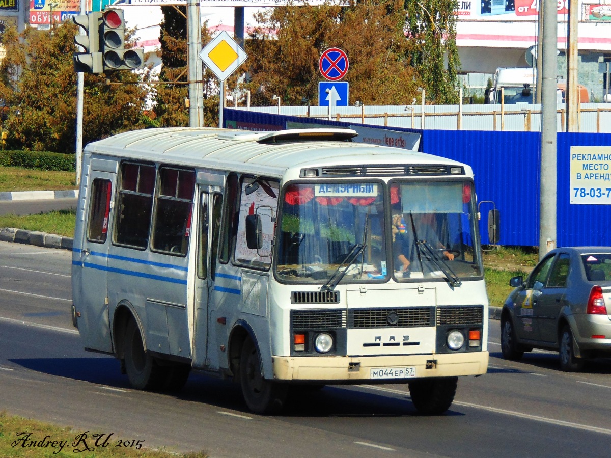  044  57