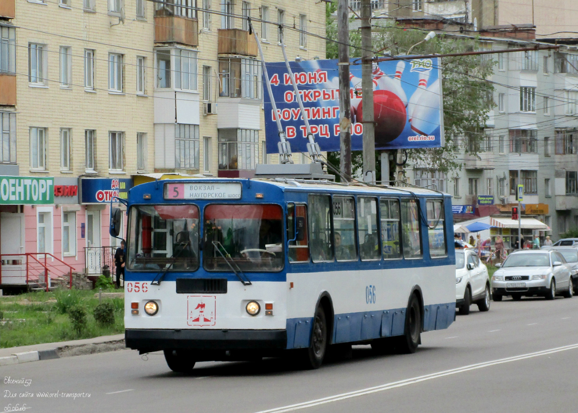 056 056