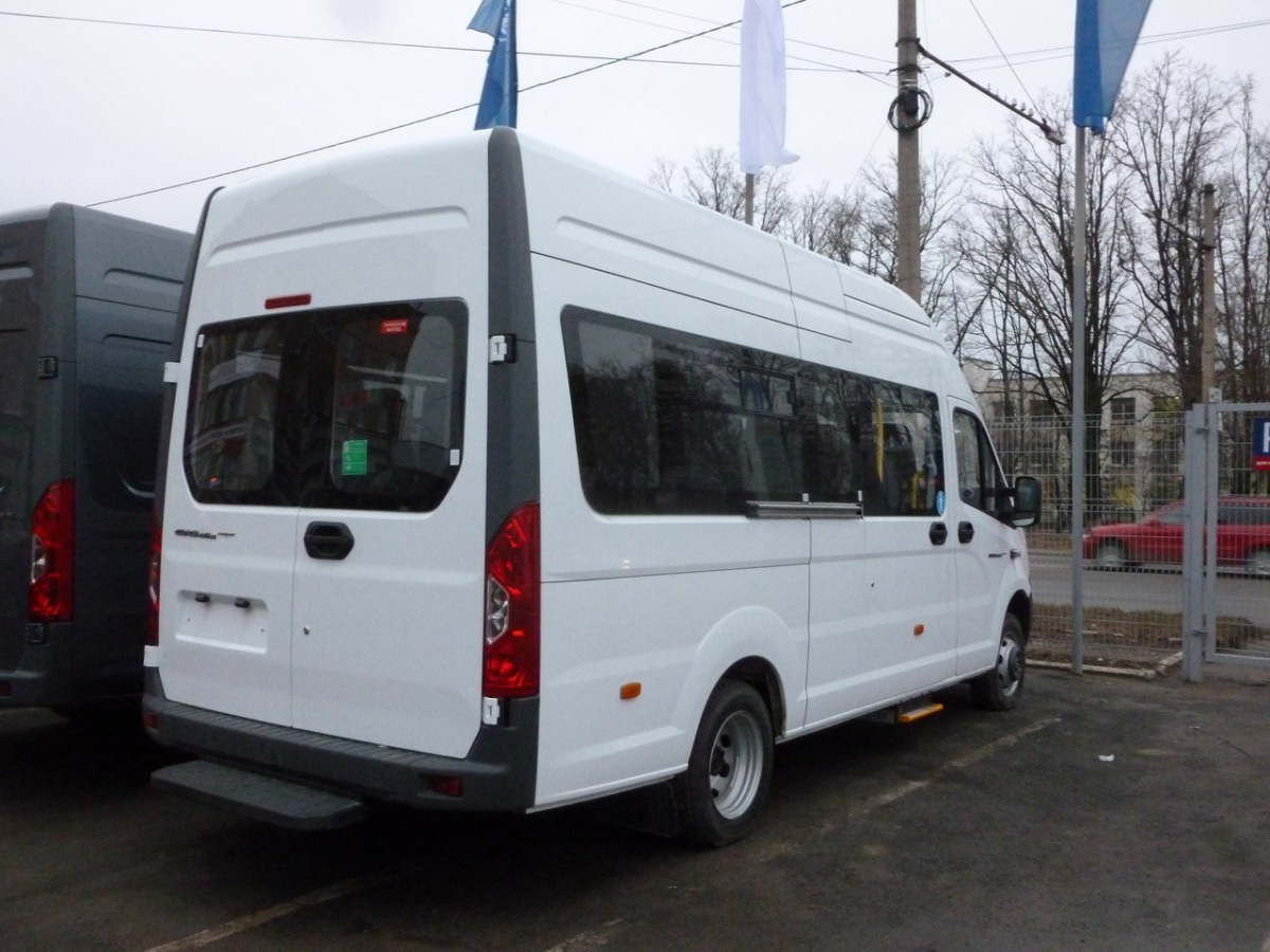 Новые автобусы без номеров Новые автобусы без номеров
