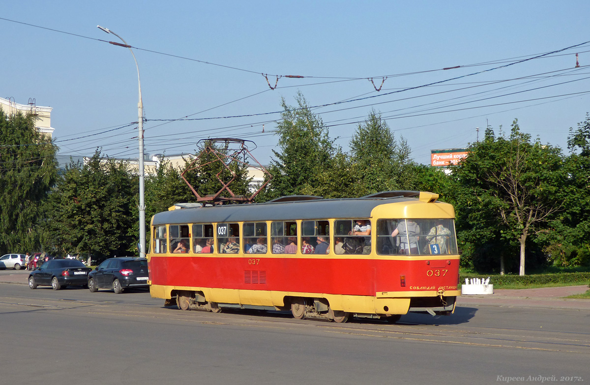 037 037