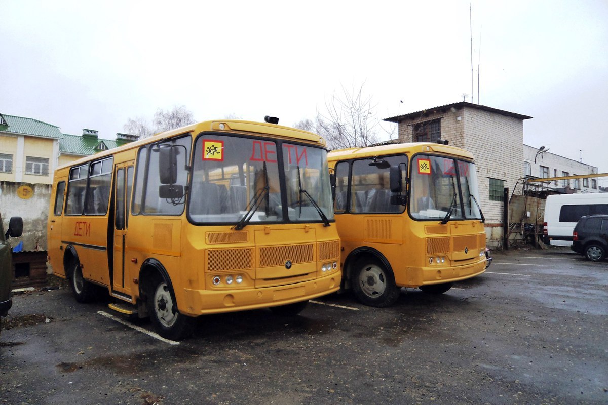 Новые автобусы без номеров Новые автобусы без номеров