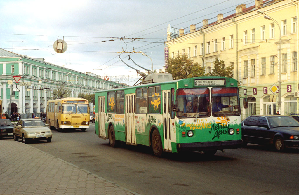 057 057
