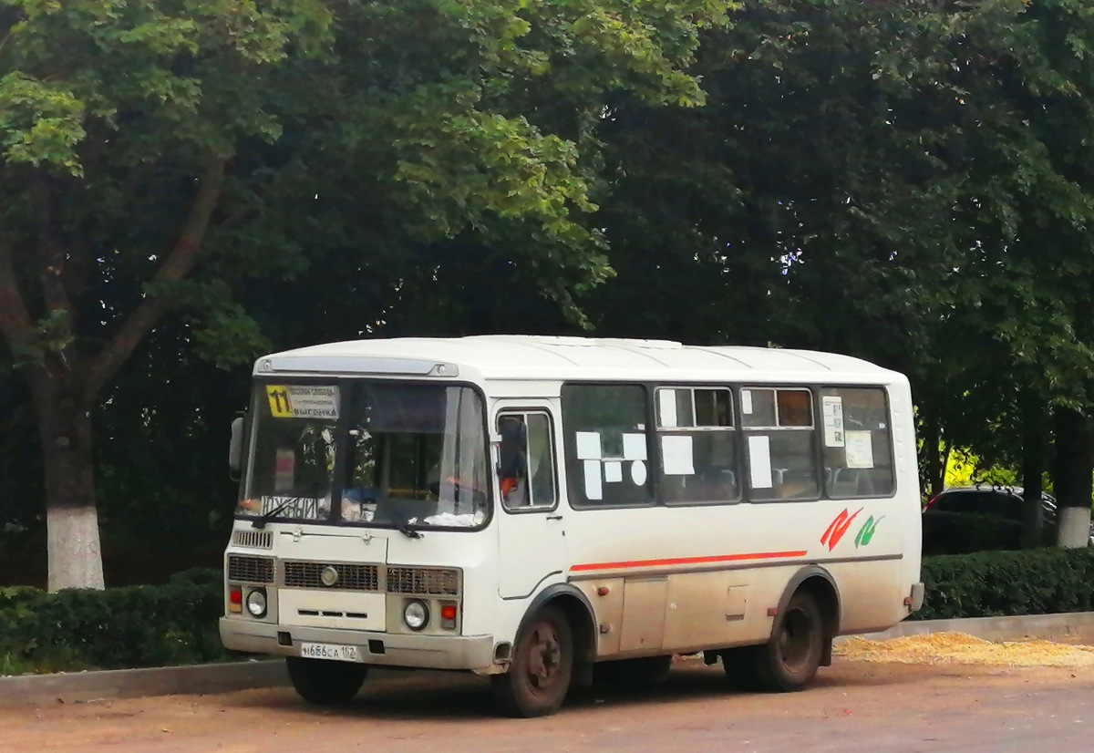  686  152