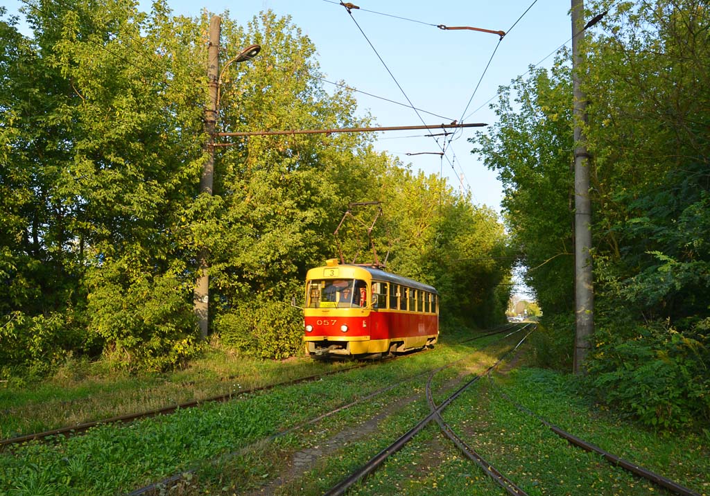 057 057