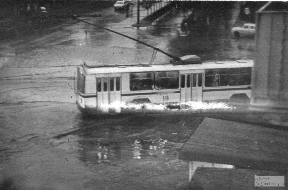19, Исторические фотографии (Орёл): троллейбус 19, Исторические фотографии (Орёл): троллейбус
