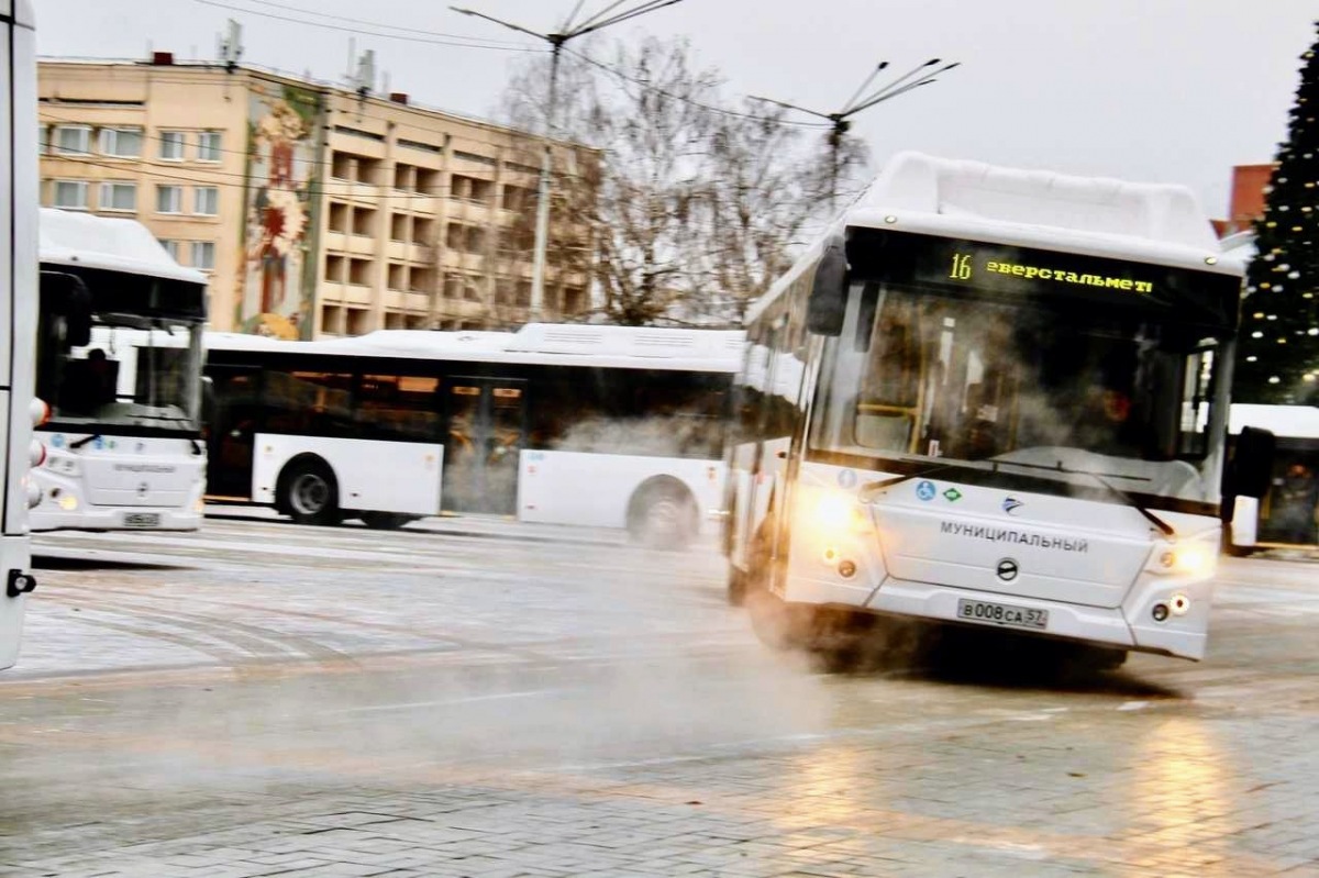 084, Новые автомобили: выставки, презентации, экспозиции 084, Новые автомобили: выставки, презентации, экспозиции