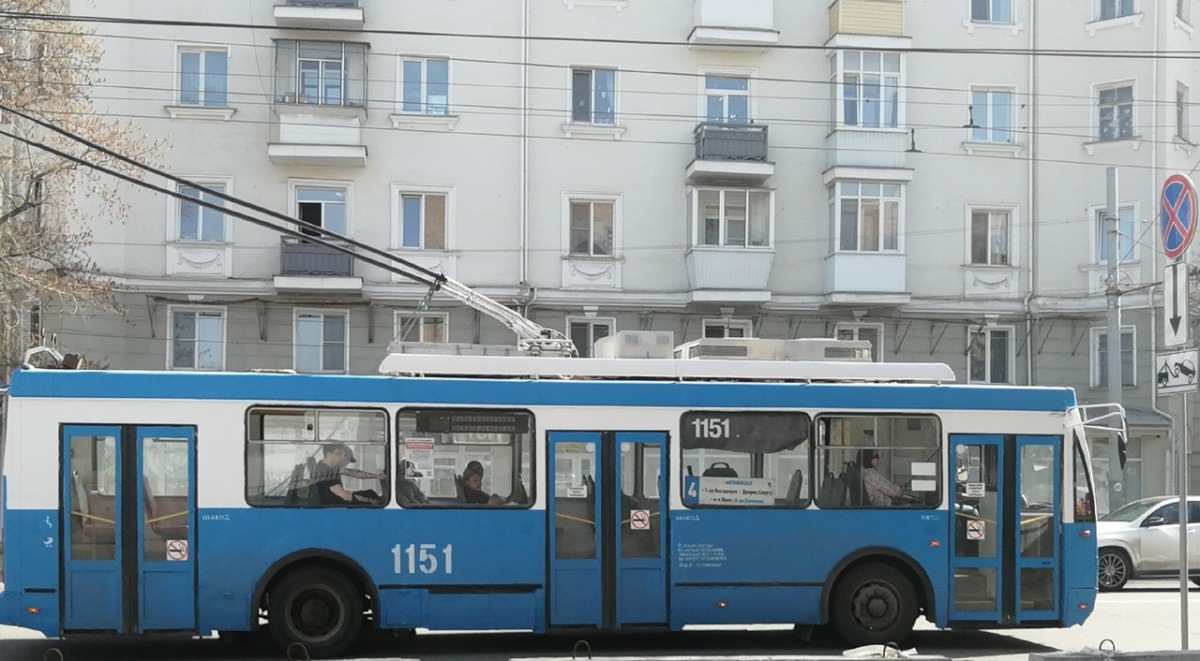 1151 1151