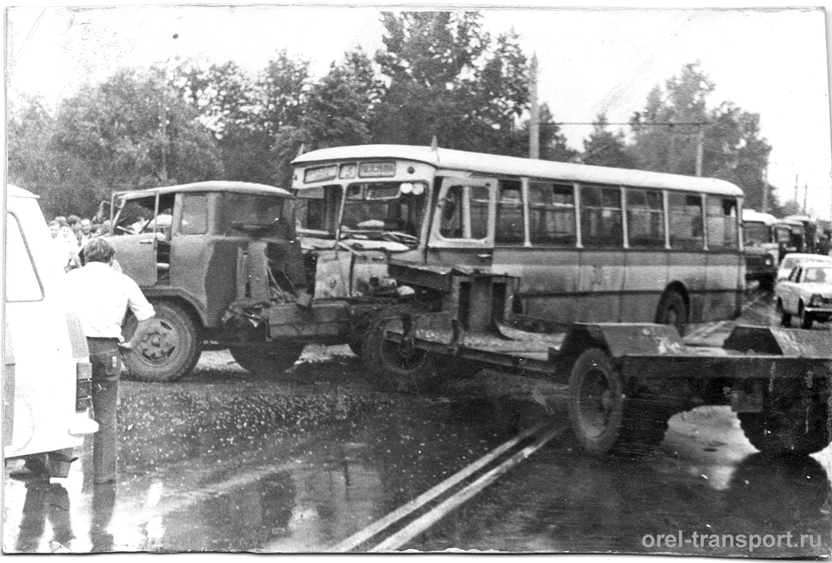 Исторические фотографии (Орёл): автотранспорт Исторические фотографии (Орёл): автотранспорт